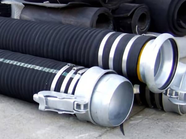 EPDM suction/discharge hose with green helix and cam & groove fittings
