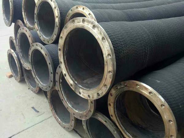 EPDM suction/discharge hose with threaded fittings